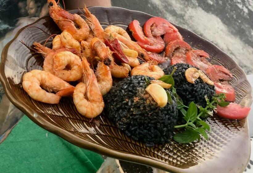 酒店 Honeymoon Van