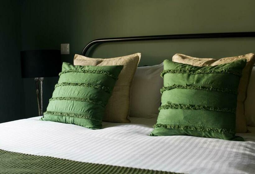 בית מלון כפרי Seven Stars Penryn