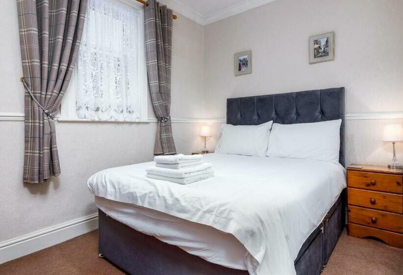 Отель The Roman Bath