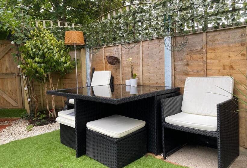 פנסיון 5 Min From The Beach En Suite Room In Guest House