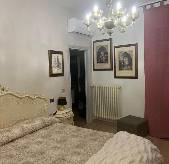 بنسيون Affittacamere Il Piccolo Borgo Foligno