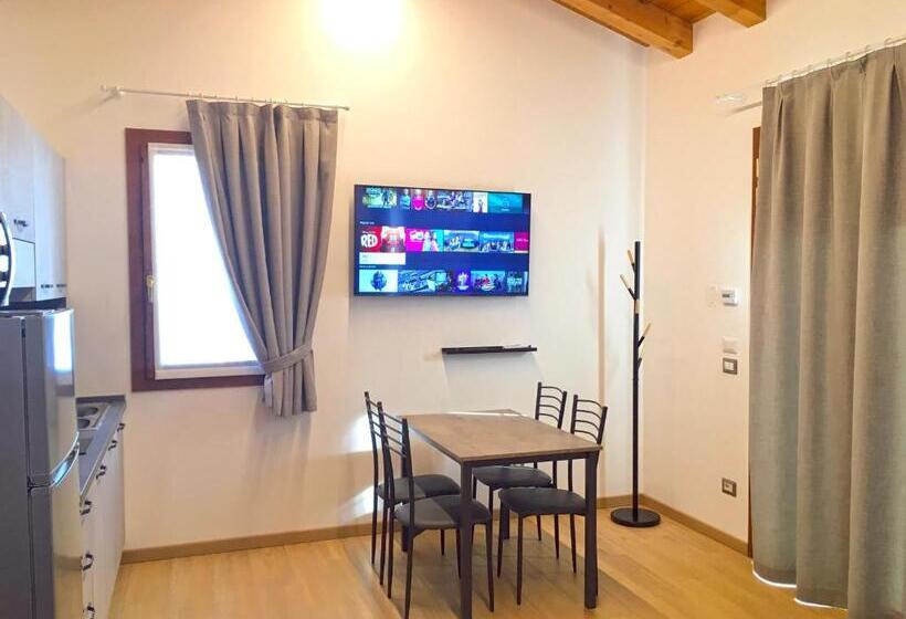 بنسيون Ca  Rosin Meolo   Camera Tra Relax E Privacy