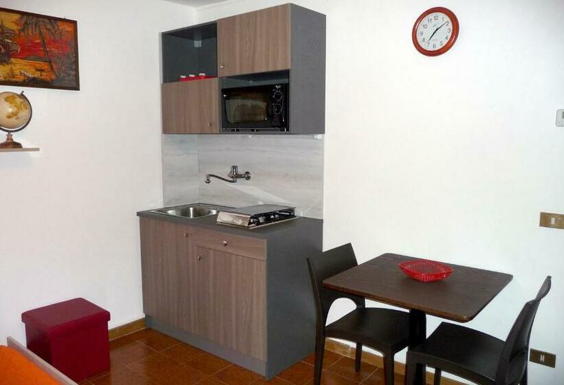 بنسيون Ca  Rosin Meolo   Camera Tra Relax E Privacy