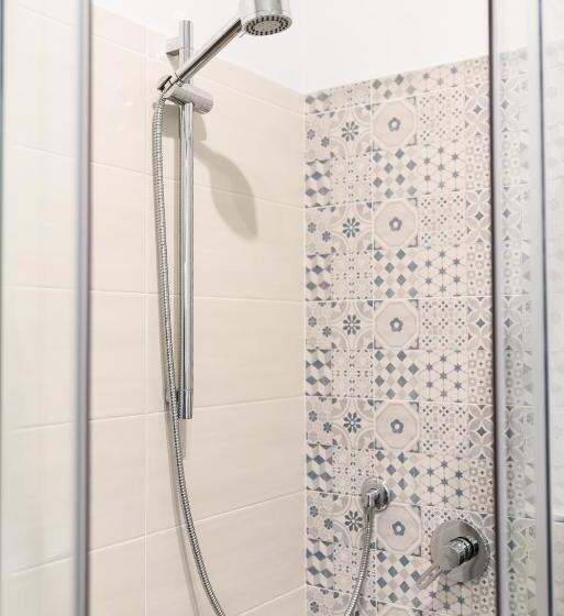 膳宿费 Guest House Piana Degli Albanesi