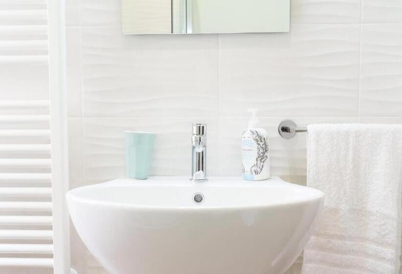 膳宿费 Guest House Piana Degli Albanesi