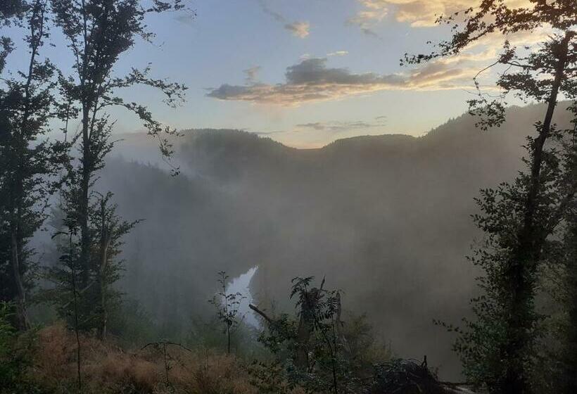 بنسيون Le Refuge D Engreux