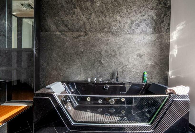 膳宿费 Little Suite