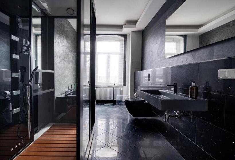 膳宿费 Little Suite