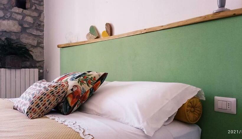 پانسیون Olioealloro B&b