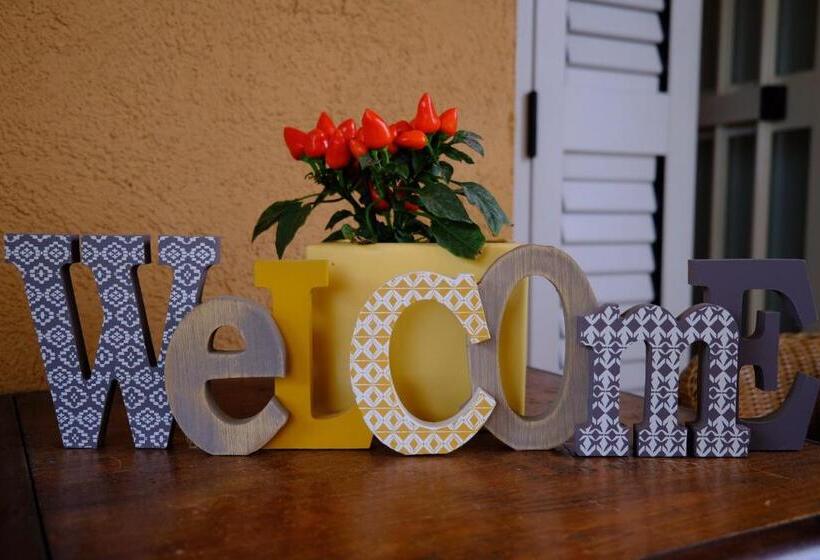 بنسيون Olioealloro B&b