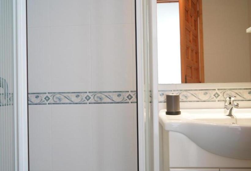 פנסיון One Life Málaga Retreat