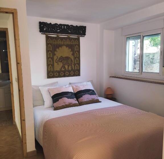 פנסיון One Life Málaga Retreat