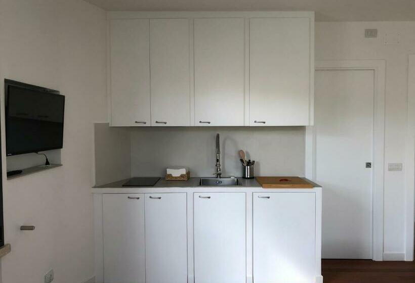 펜션 Sunny Apartments