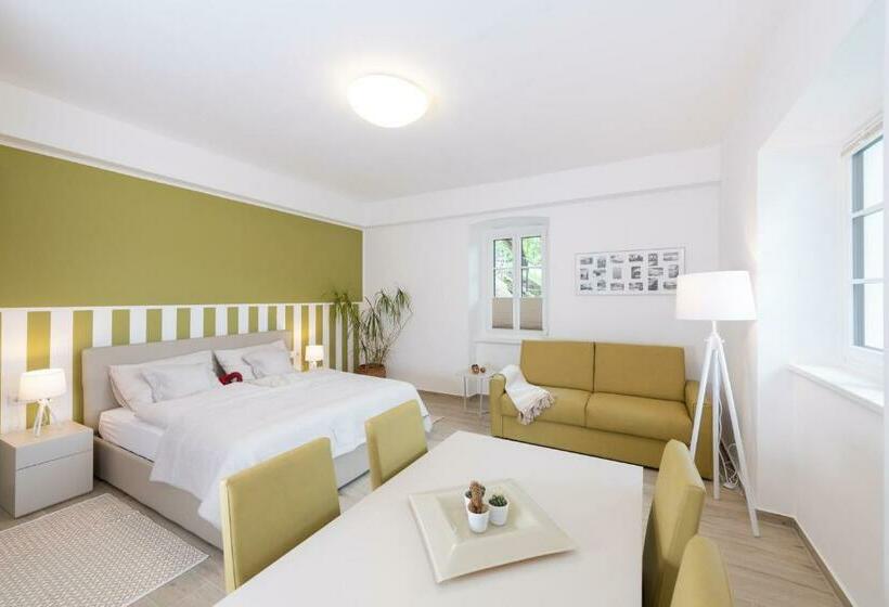 بنسيون Villa Bella Vista   Apartment Green