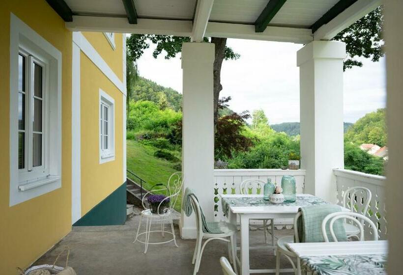 بنسيون Villa Bella Vista   Apartment Green