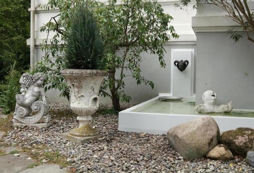 פנסיון Villa Elisenruh