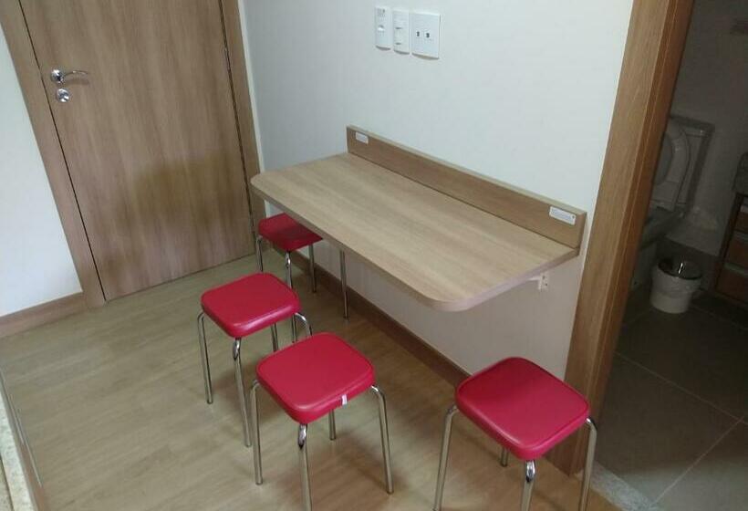 Suíte Charmosa Em Pedra Azul