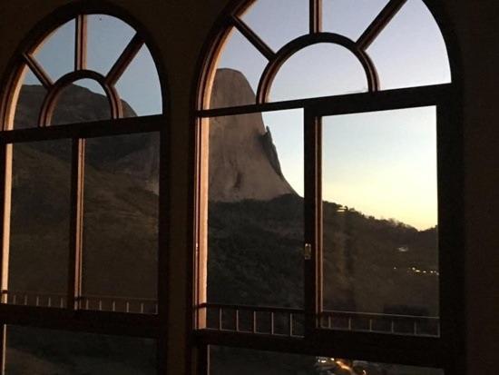 Suíte Charmosa Em Pedra Azul