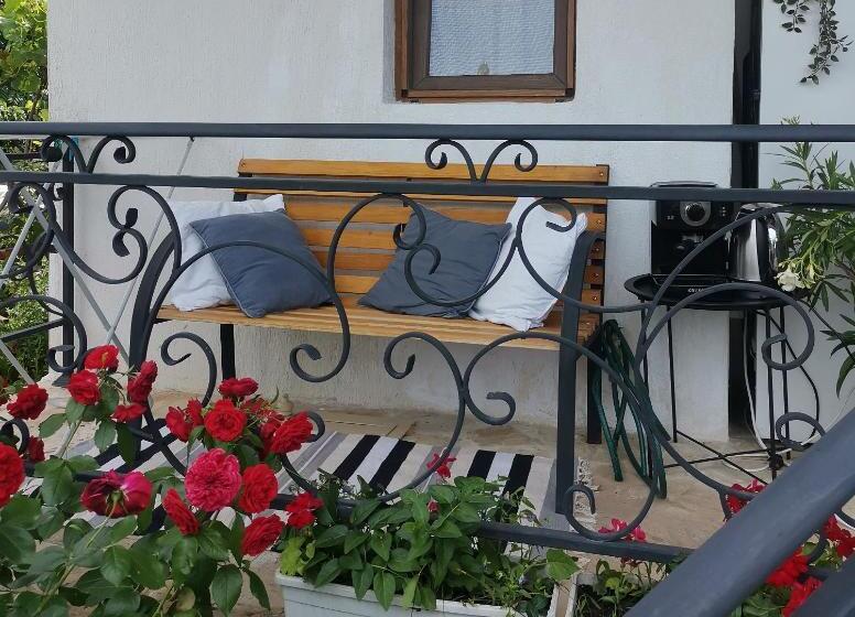 Общежитие House Albena