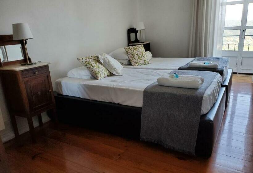 ベッドアンドブレックファースト Altíssima Guesthouse Penacova