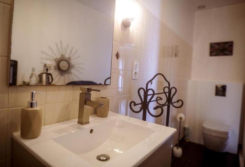 مبيت وإفطار Chez Guilem