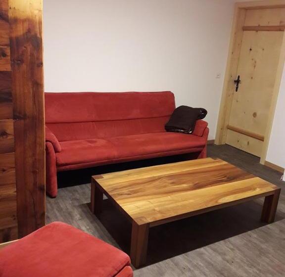 ベッドアンドブレックファースト Ferien In Der Bergwelt Von Adelboden