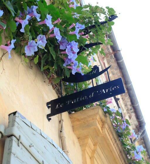 مبيت وإفطار Le Patio D Arles