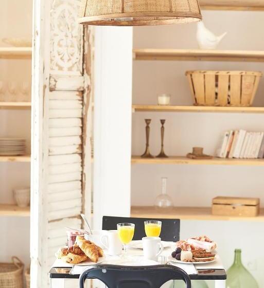 צימר Maison 1634   Parking, Petit Dejeuner Compris, Proche Centre, Climatisation, Piscine