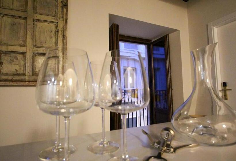 تختخواب و صبحانه Nel Cuore Dell Aquila Bnb