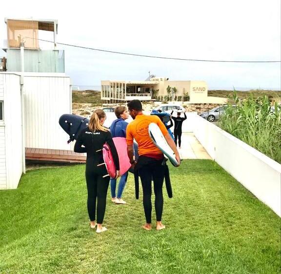 住宿加早餐  We Surf House