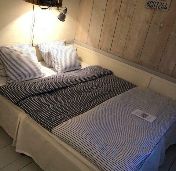 Djurgårdsportens Vandrarhem