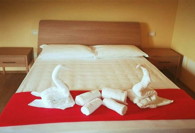 فندق Agriturismo Saettà