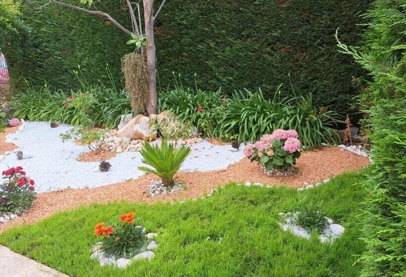 ホテル Casapaceebene