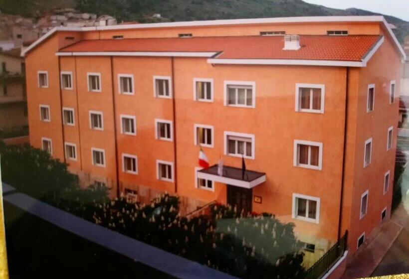 ホテル Casapaceebene