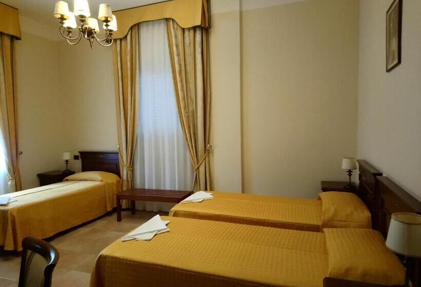 ホテル Casapaceebene