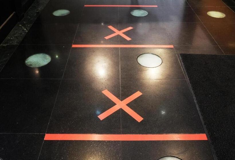 בית מלון כפרי Giant Kost