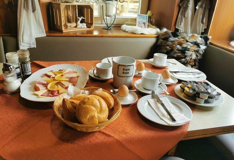 ホテル Landgasthof Hirsch