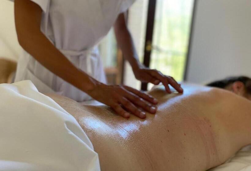 ホテル Lo Smeraldo