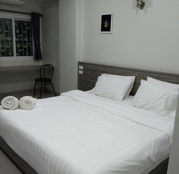 בית מלון כפרי The Grace Kok Udom