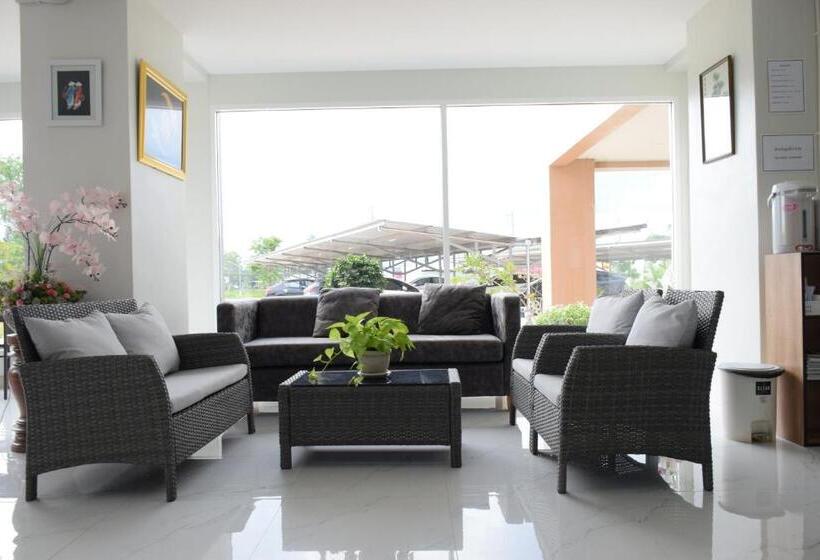 בית מלון כפרי The Grace Kok Udom