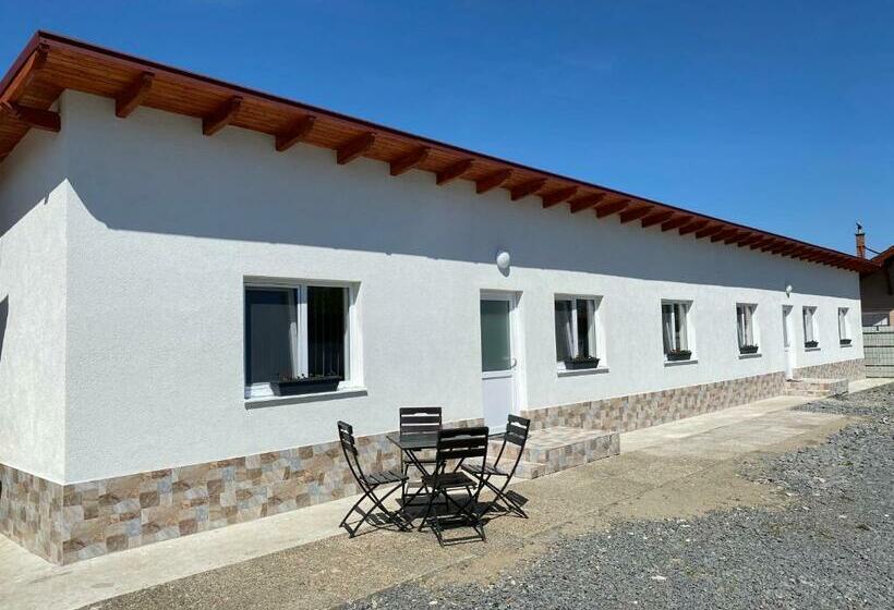 فندق على الطريق California Apartamente