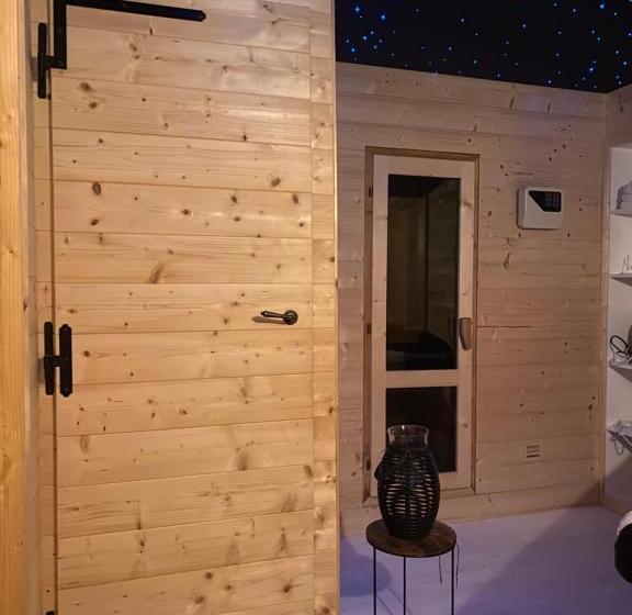 بنسيون La Casa Fra Gli Ulivi Luxury Apartments With Pool Near Cinque Terre And Tuscany