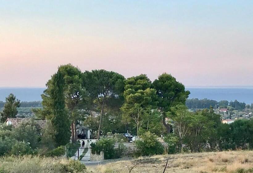 بنسيون Campagna Vista Mare