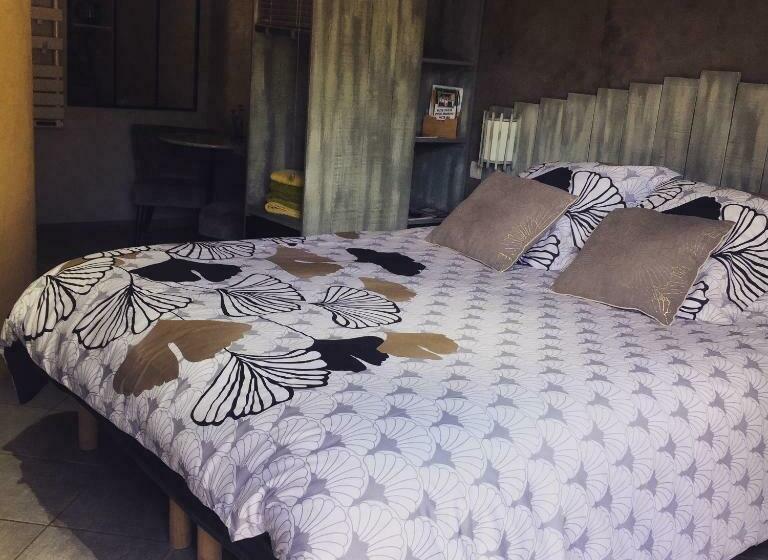 بنسيون Chambre D’hôtes Des Oliviers