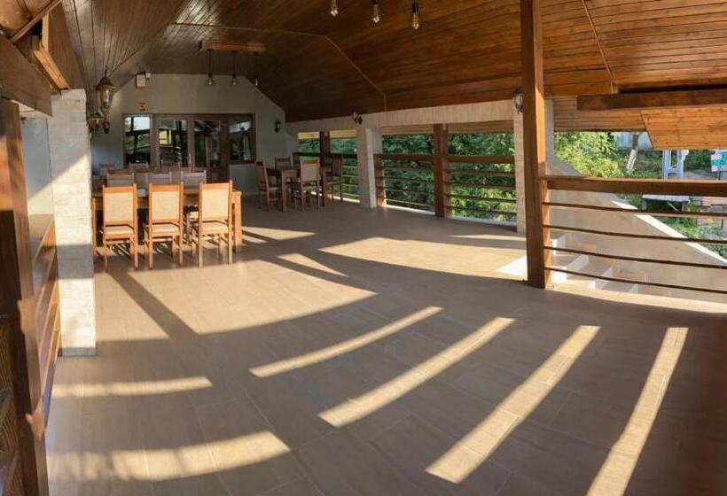 פנסיון Hanul Ursilor