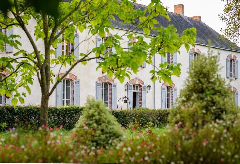 بنسيون Manoir De Bel Ebat