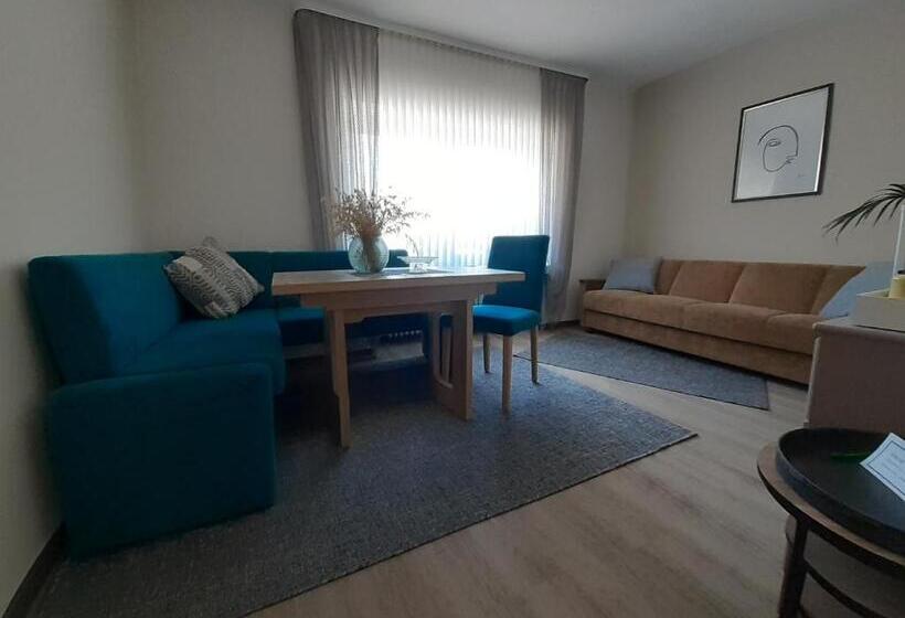 펜션 Nähe Nürburgring In Quiddelbach, Gästezimmer Mit Lounge