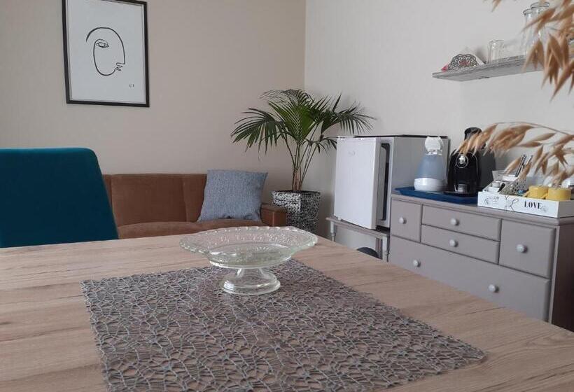 펜션 Nähe Nürburgring In Quiddelbach, Gästezimmer Mit Lounge