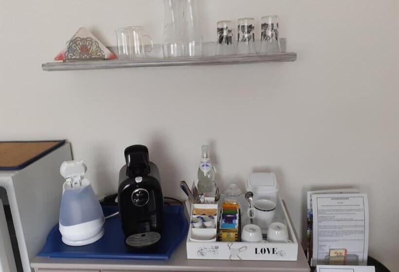 펜션 Nähe Nürburgring In Quiddelbach, Gästezimmer Mit Lounge