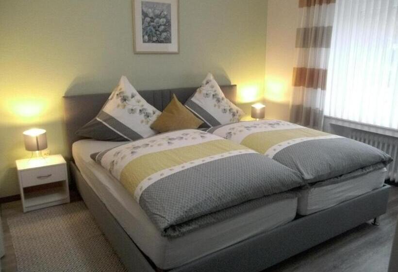 ペンション Nähe Nürburgring In Quiddelbach, Gästezimmer Mit Lounge